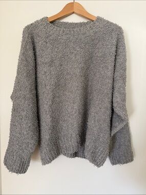 Doen Soft Gray Fuzzy Crewneck Sweater